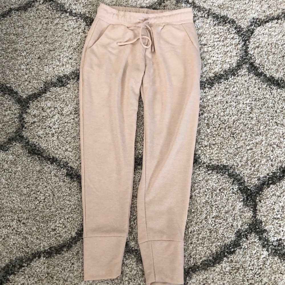 Simple addiction joggers